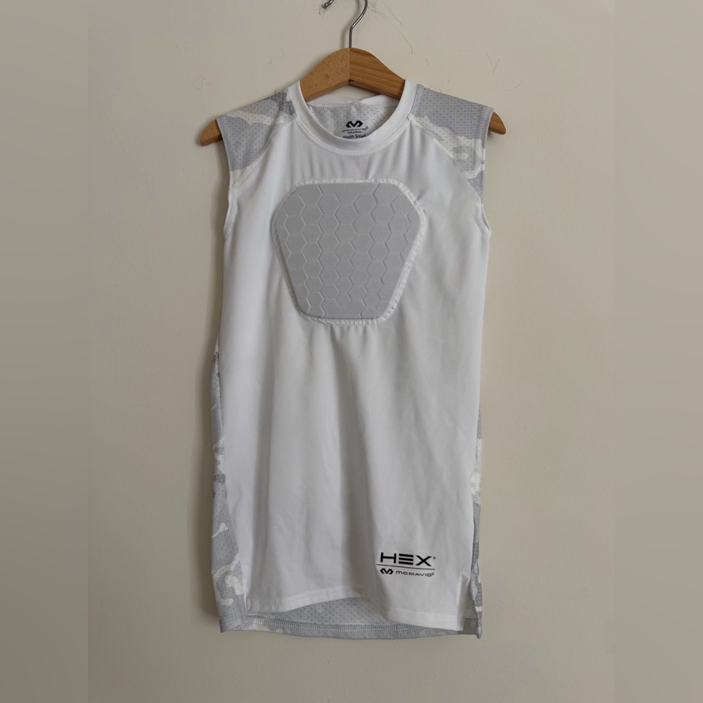 Mcdavid youth hexpad sleeveless NWT
